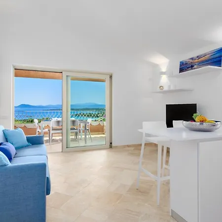 Glory - Golfo Aranci, Baia Caddinas Apartamento
